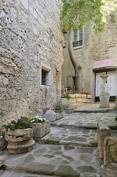 557129 - Old town, Les Baux-de-Provence, Provence, France