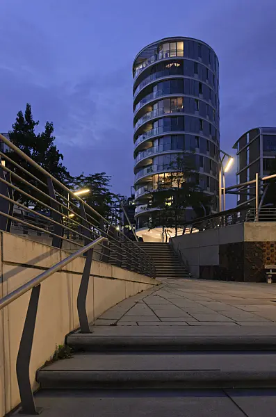 560004 - Oval am Kaiserkai, HafenCity, Hamburg, Germany