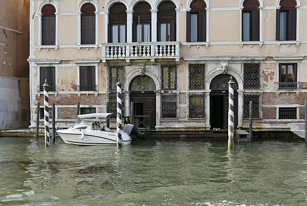 568067 - Palazzo at the Grand Canal, Venice, Italy
