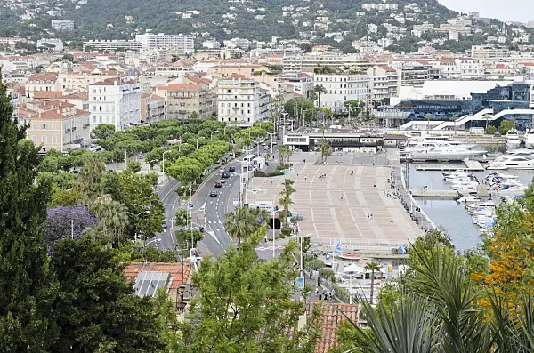 569013 - Promenade de la Pantiero, Cannes, France