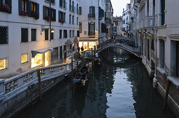 568111 - Rio di Palazzo, Venise, Italie
