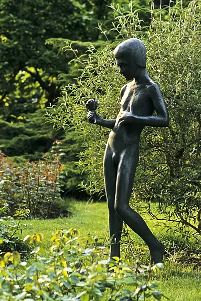 379014 - Rose Boy by Ludwig Vierthaler, Stadtpark, Hanover, Germany