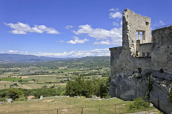 557156 - Ruine du château, Lacoste, Provence, France