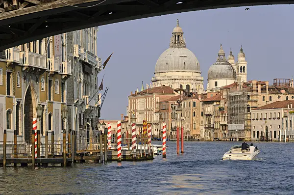 568088 - Santa Maria della Salute, Venise, Italie