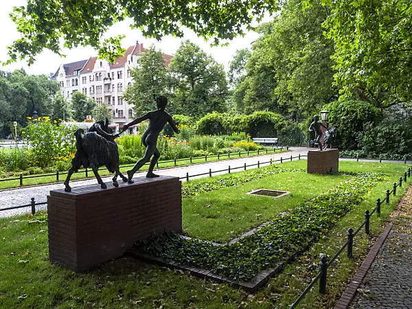 427041 - Savignyplatz, Berlin, Germany