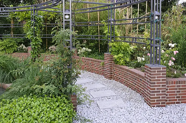 474064 - Semicircular plateau with pergola