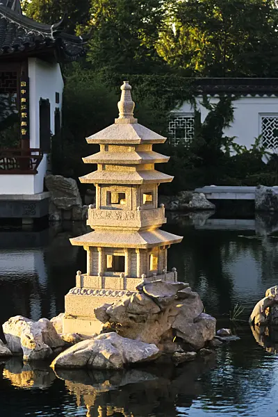 381054 - Stone lantern, Chinese Garden, Erholungspark Marzahn, Berlin, Germany