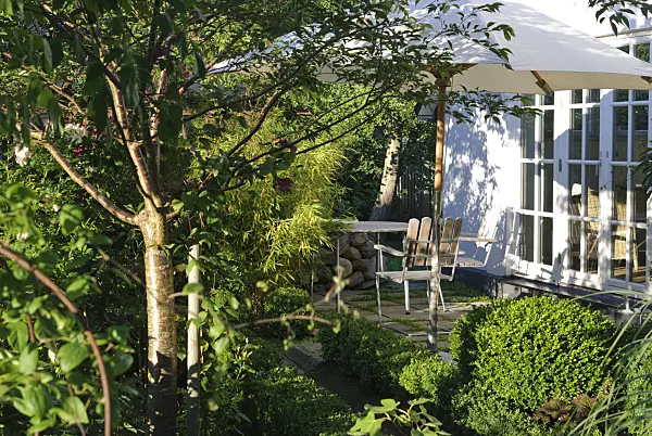 475269 - Terrace with sunshade, table and two chairs