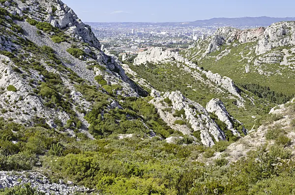 533168 - View of Marseille, Calanques National Park, France